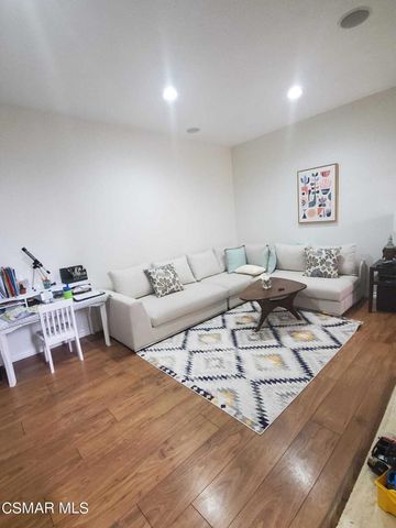 5780 Freebird Lane 106, Oak Park, CA 91377