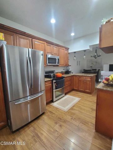 5780 Freebird Lane 106, Oak Park, CA 91377