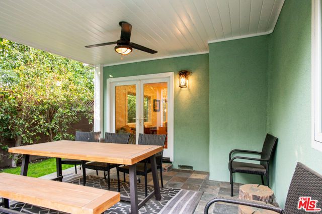 16604 Gilmore Street, Los Angeles, CA 91406