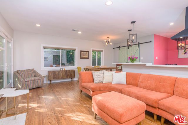 16604 Gilmore Street, Los Angeles, CA 91406
