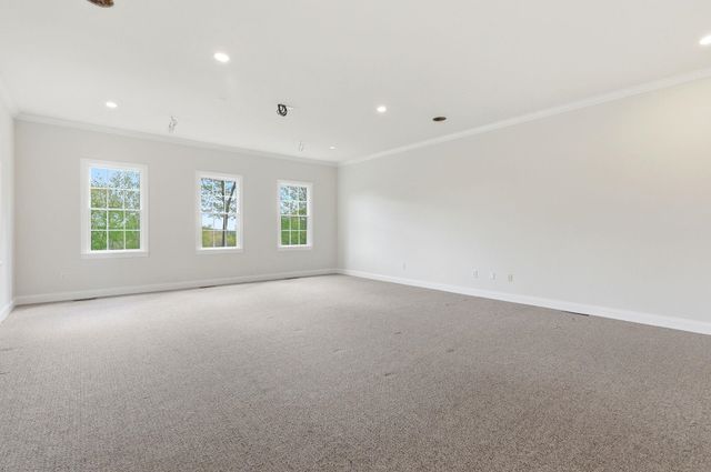25 Ellison Drive, Bedford, NH 03110