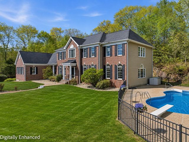 25 Ellison Drive, Bedford, NH 03110