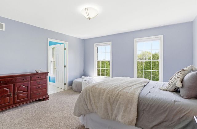 25 Ellison Drive, Bedford, NH 03110