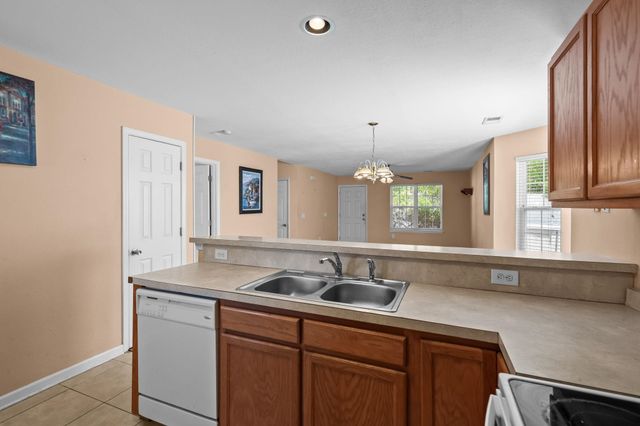 977 Silvercrest Dr., Myrtle Beach, SC 29579