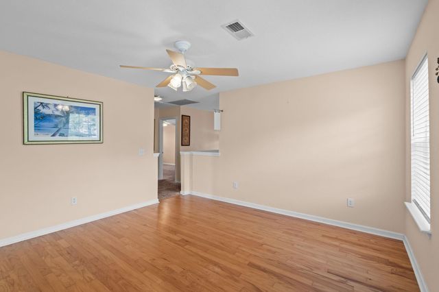 977 Silvercrest Dr., Myrtle Beach, SC 29579
