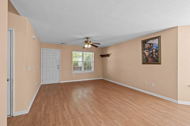 977 Silvercrest Dr., Myrtle Beach, SC 29579