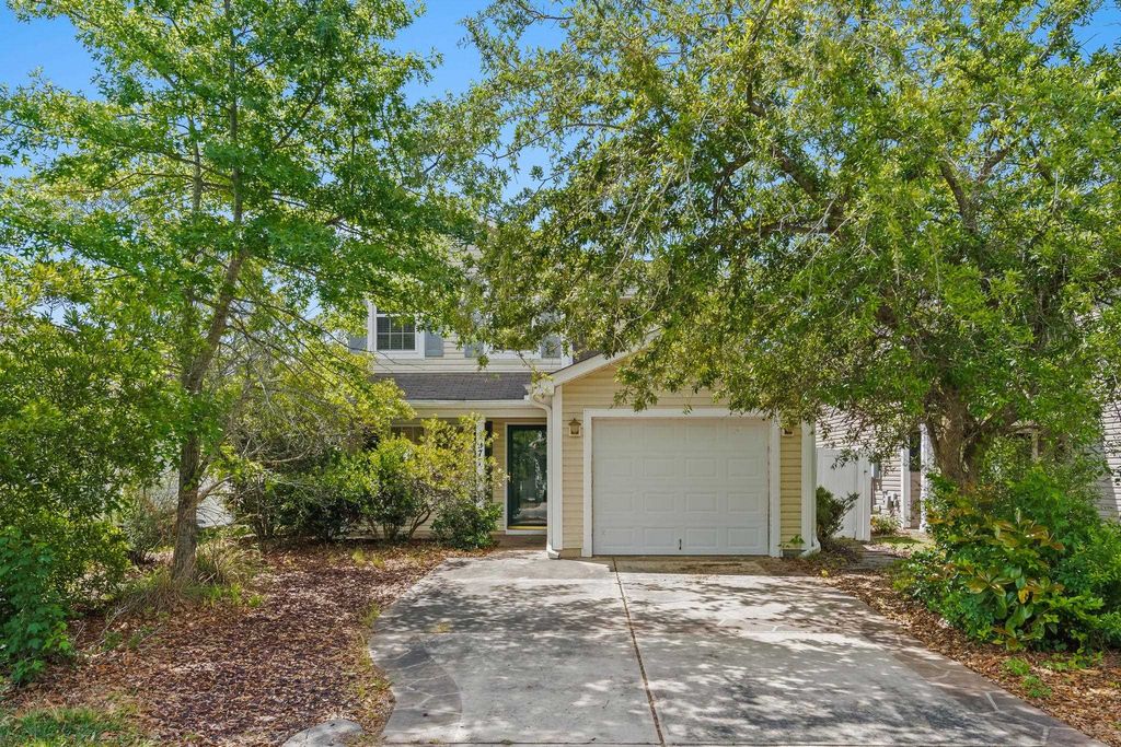 977 Silvercrest Dr., Myrtle Beach, SC 29579