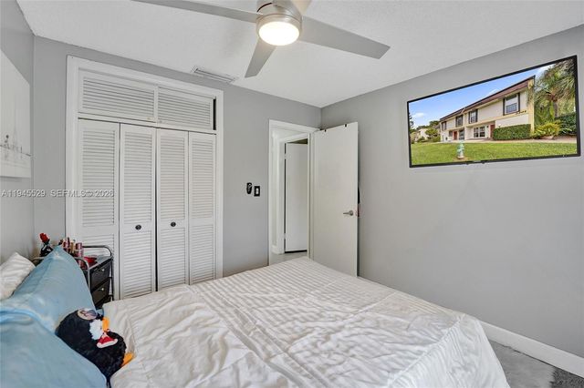 3301 Raleigh Street 4E, Hollywood, FL 33021