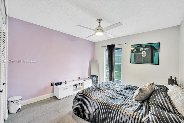 3301 Raleigh Street 4E, Hollywood, FL 33021