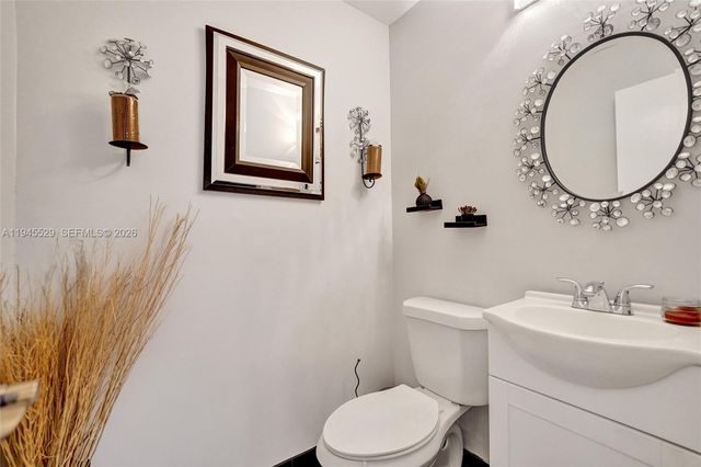 3301 Raleigh Street 4E, Hollywood, FL 33021