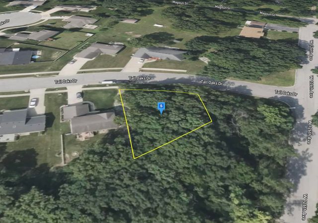 12605 Tall Oaks Drive, Cedar Lake, IN 46303