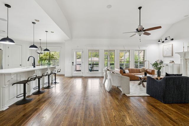 1118 Garrett Way, Mount Juliet, TN 37122