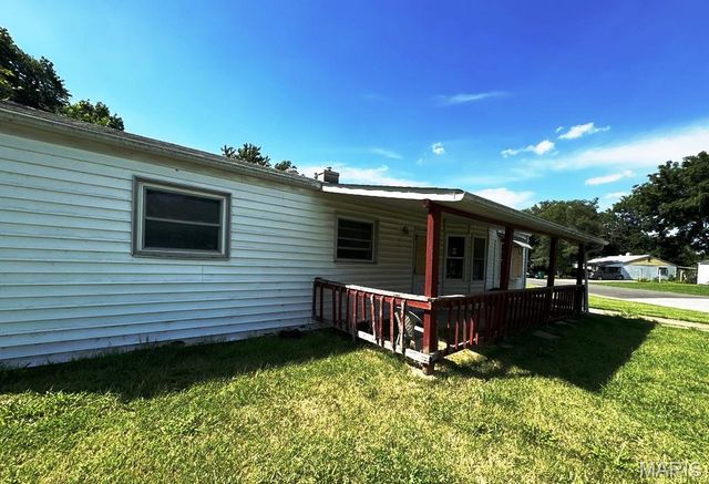 1137 St Margaret Drive, Cahokia, IL 62206