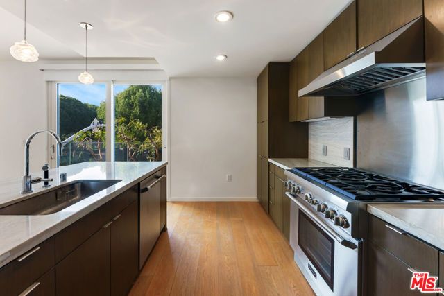 1705 Ocean Avenue 208, Santa Monica, CA 90402