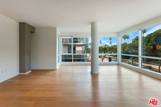 1705 Ocean Avenue 208, Santa Monica, CA 90402