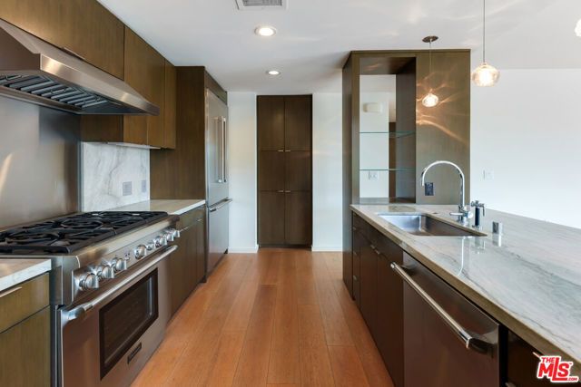 1705 Ocean Avenue 208, Santa Monica, CA 90402