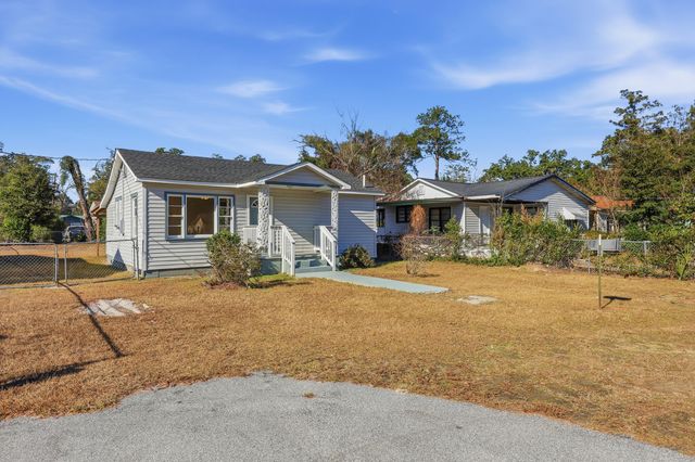 111 Carver Street, Walterboro, SC 29488