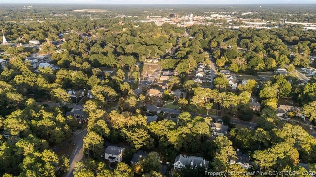 1425 Pine Valley Loop, Fayetteville, NC 28305