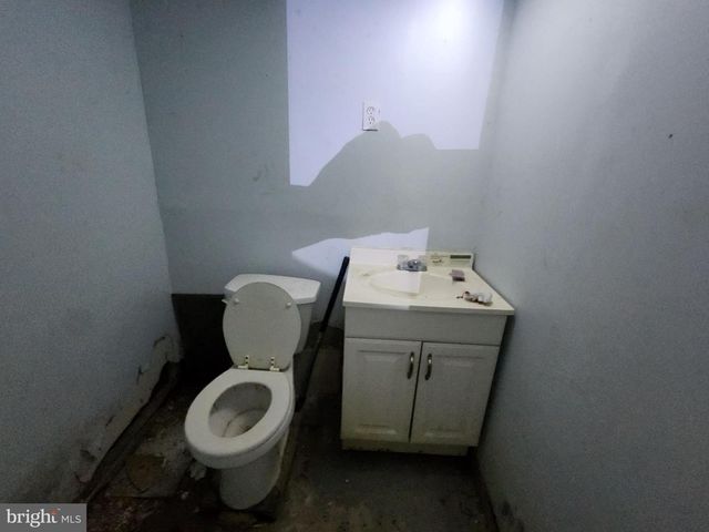 4617 REISTERSTOWN RD, Baltimore, MD 21215