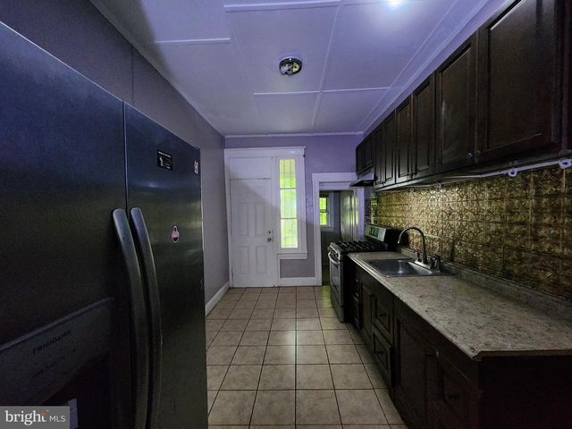 4617 REISTERSTOWN RD, Baltimore, MD 21215