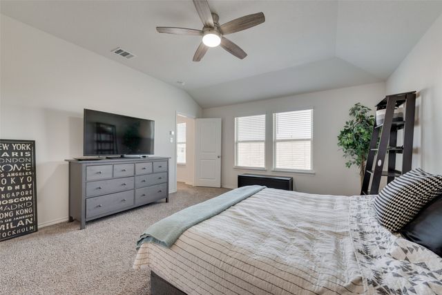 1038 Old Oaks Drive, Forney, TX 75126