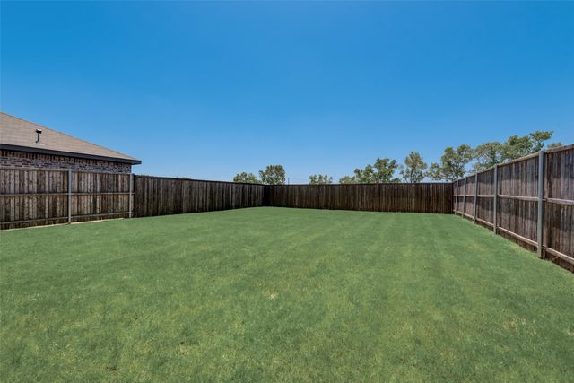 1038 Old Oaks Drive, Forney, TX 75126