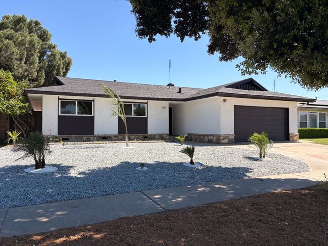 5356 N Bond Street, Fresno, CA 93710