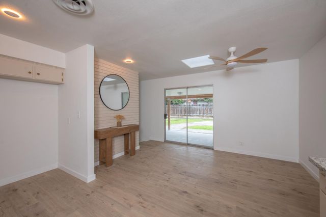 5356 N Bond Street, Fresno, CA 93710