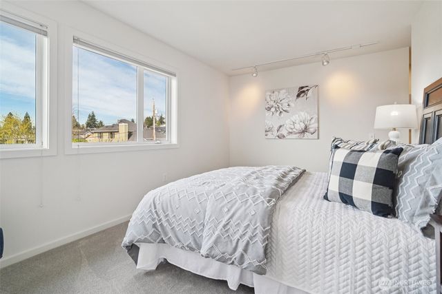 1017 N 31st Street, Renton, WA 98056