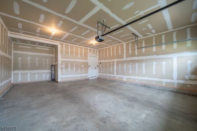 14 Mountain View Ln, Mansfield Twp., NJ 07865