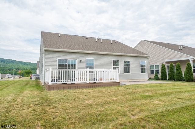 14 Mountain View Ln, Mansfield Twp., NJ 07865