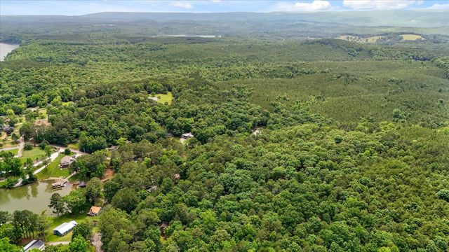 16211 Lakewood Drive, Sale Creek, TN 37373