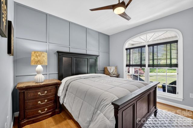 2447 Thornfield Drive, Lenoir, NC 28645