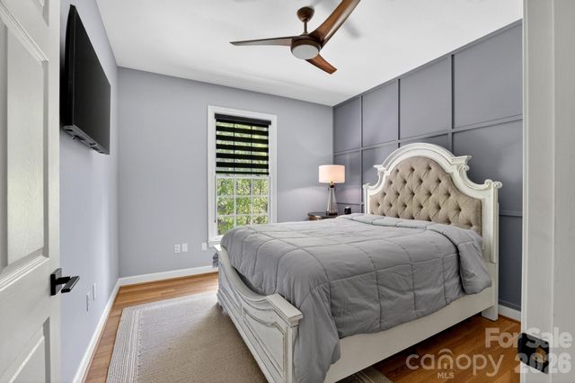 2447 Thornfield Drive, Lenoir, NC 28645