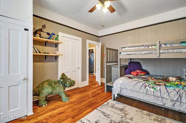 400 W Rockwood St, Rockwood, TN 37854