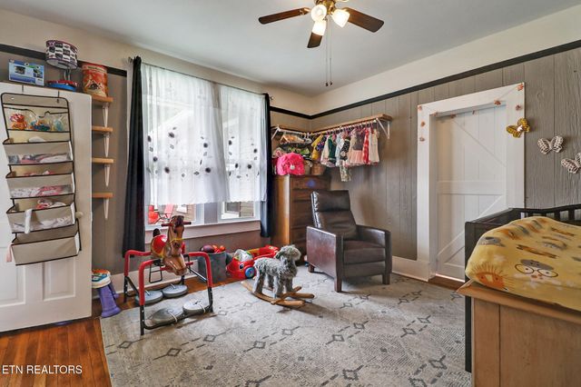 400 W Rockwood St, Rockwood, TN 37854