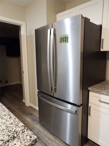 223 Juniper Ridge Court, Desoto, TX 75115