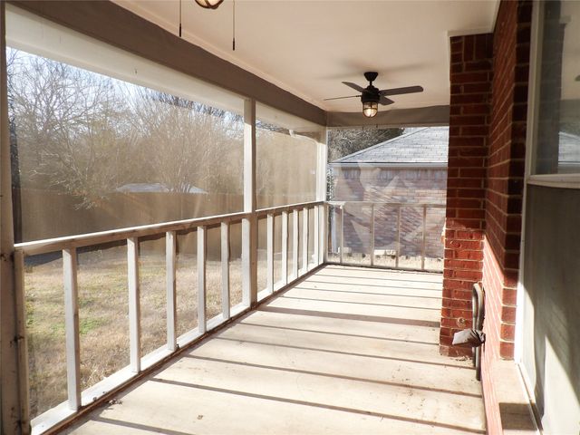 223 Juniper Ridge Court, Desoto, TX 75115