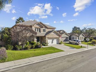 584 Roosevelt Court, Simi Valley, CA 93065