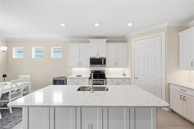 491 Polihale WAY, Naples, FL 34114