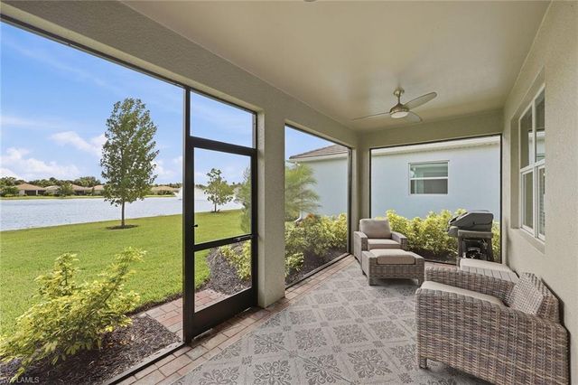 491 Polihale WAY, Naples, FL 34114