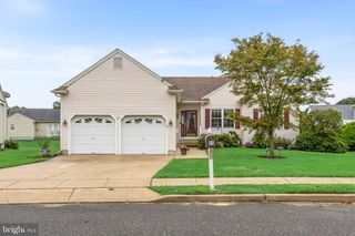 11 TARA LN, Delran Twp, NJ 08075