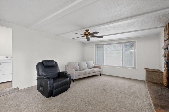6311 Driscoll Avenue NE, Albuquerque, NM 87109