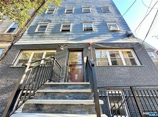552 38th Street B2, Union City, NJ 07087
