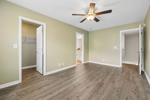 204 Woodland Valley Lane, Clarksville, TN 37040