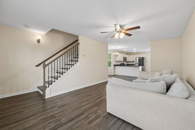 204 Woodland Valley Lane, Clarksville, TN 37040