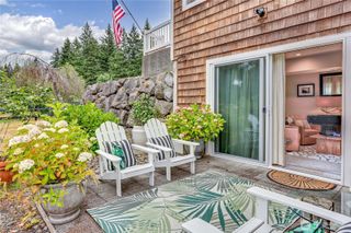 25105 Taka Lane NE #SuiteB, Kingston, WA 98346