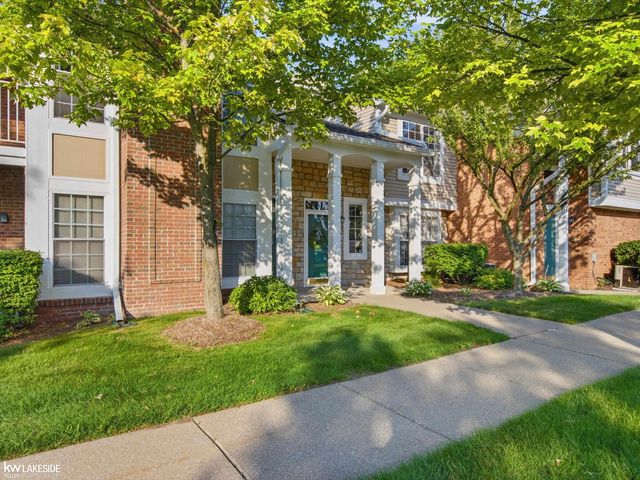 56429 Scotland Boulevard, Shelby Twp, MI 48316