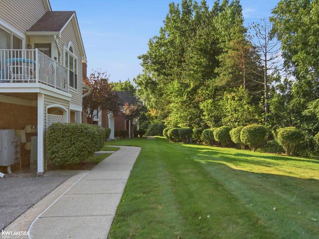 56429 Scotland Boulevard, Shelby Twp, MI 48316