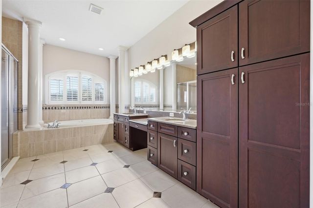 10 WINTER HAVEN COURT, Palm Coast, FL 32164